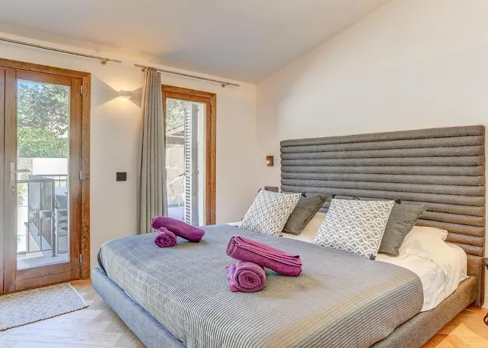 Casa Pageses Польєнса